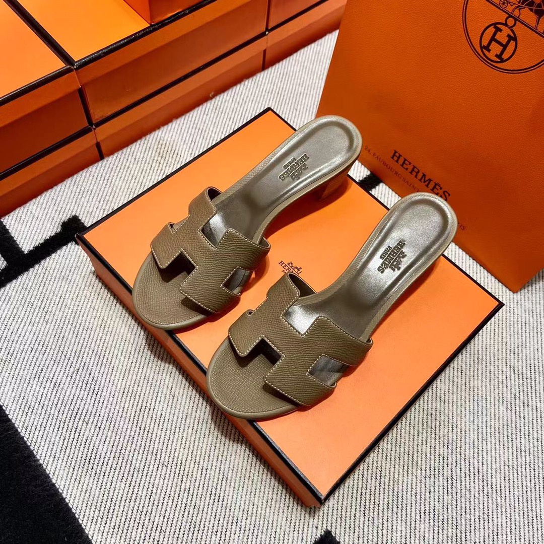 에르메스 올수공 오아시스 슬리퍼 샌들 앱송 50